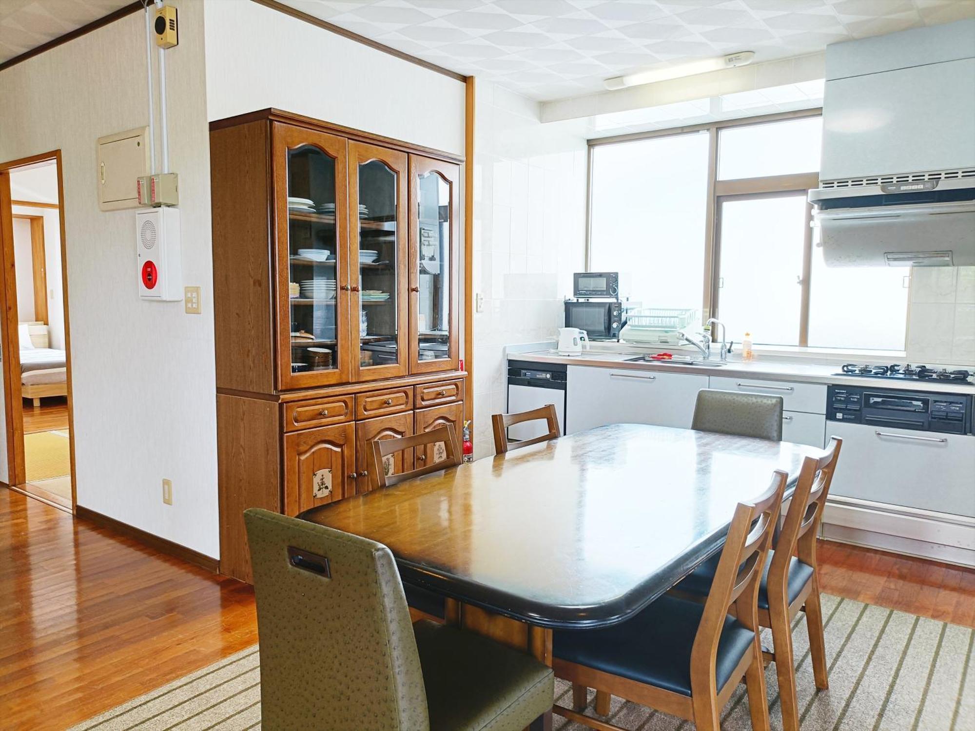 Kariyushi Sea Side House Nago